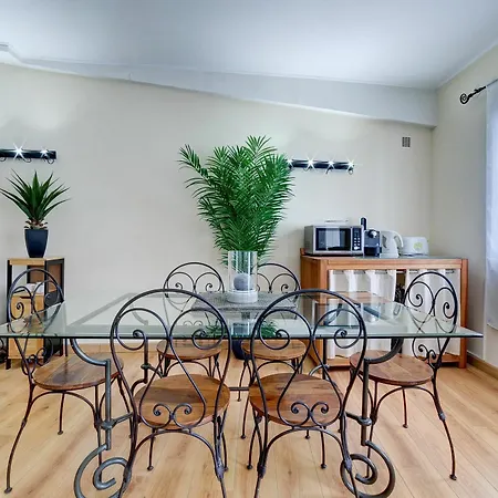 Villa Helene 4 *